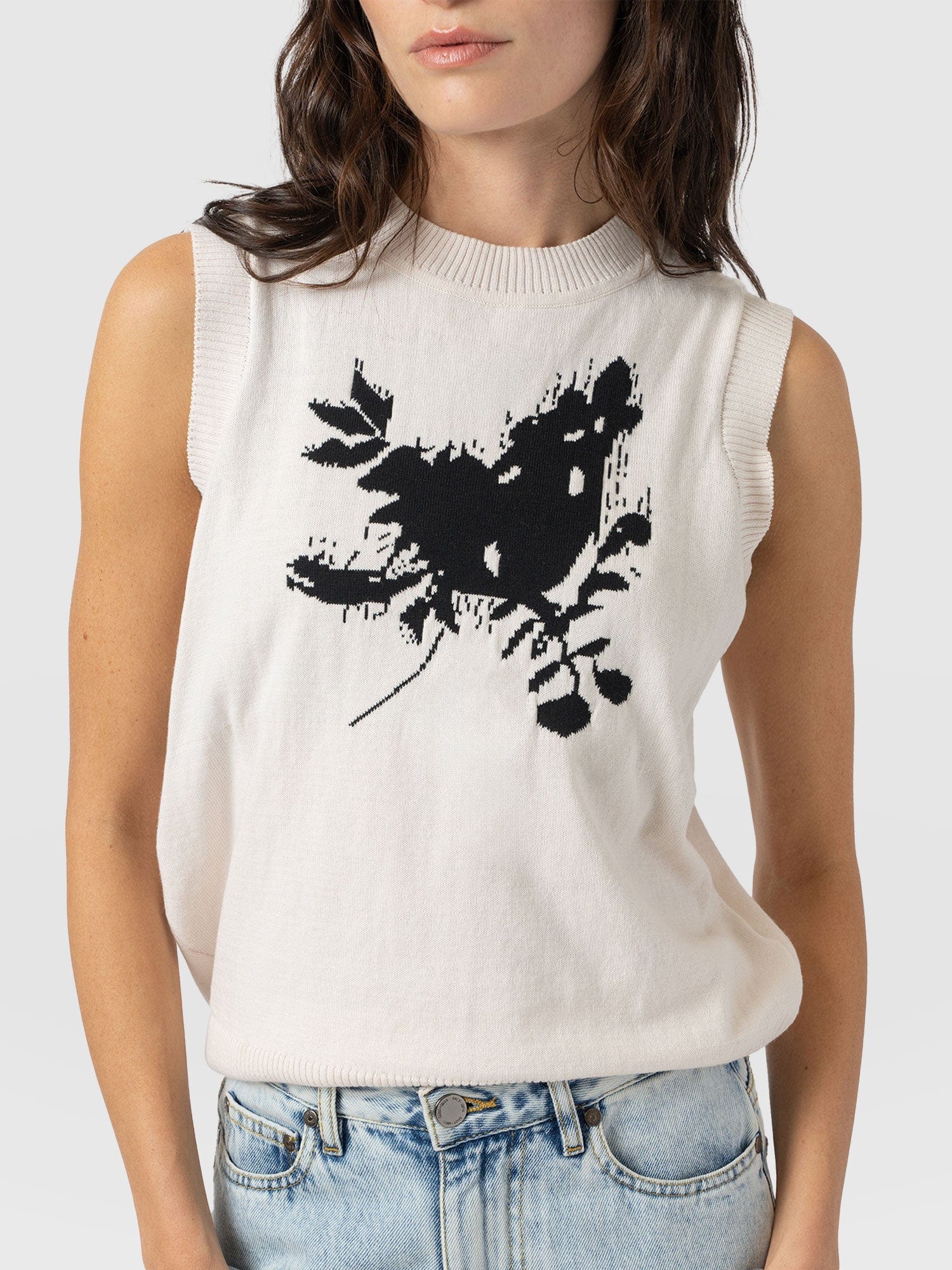 Astra Knit Vest - Cream - Women's Knitwears | Saint + Sofia® USA